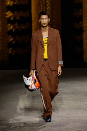 Runway at the Onitsuka Tiger fashion show during Milan Fashion Week Women s Spring Summer 2027 on September 23, 2026, in Milan, Italy Bestimage Milano Italy  Copyright: xAgencex xBestimagexAgencex xBestimagex