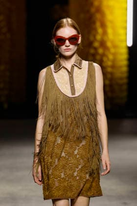 Runway at the Onitsuka Tiger fashion show during Milan Fashion Week Women s Spring Summer 2027 on September 23, 2026, in Milan, Italy Bestimage Milano Italy  Copyright: xAgencex xBestimagexAgencex xBestimagex
