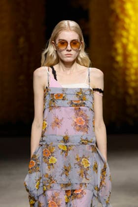 Runway at the Onitsuka Tiger fashion show during Milan Fashion Week Women s Spring Summer 2027 on September 23, 2026, in Milan, Italy Bestimage Milano Italy  Copyright: xAgencex xBestimagexAgencex xBestimagex