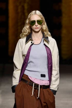 Runway at the Onitsuka Tiger fashion show during Milan Fashion Week Women s Spring Summer 2027 on September 23, 2026, in Milan, Italy Bestimage Milano Italy  Copyright: xAgencex xBestimagexAgencex xBestimagex