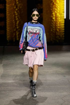 Runway at the Onitsuka Tiger fashion show during Milan Fashion Week Women s Spring Summer 2027 on September 23, 2026, in Milan, Italy Bestimage Milano Italy  Copyright: xAgencex xBestimagexAgencex xBestimagex