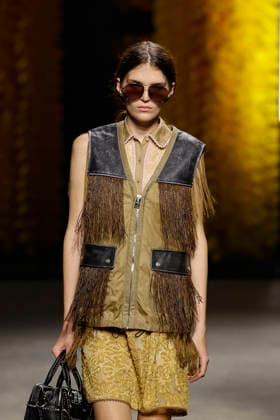Runway at the Onitsuka Tiger fashion show during Milan Fashion Week Women s Spring Summer 2027 on September 23, 2026, in Milan, Italy Bestimage Milano Italy  Copyright: xAgencex xBestimagexAgencex xBestimagex