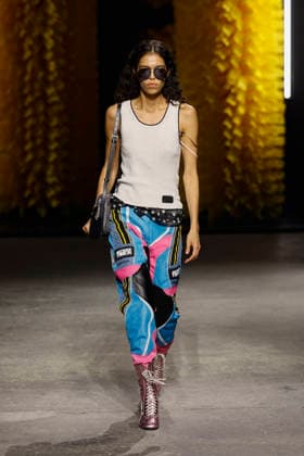 Runway at the Onitsuka Tiger fashion show during Milan Fashion Week Women s Spring Summer 2027 on September 23, 2026, in Milan, Italy Bestimage Milano Italy  Copyright: xAgencex xBestimagexAgencex xBestimagex