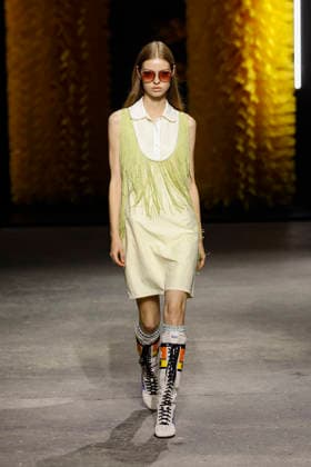 Runway at the Onitsuka Tiger fashion show during Milan Fashion Week Women s Spring Summer 2027 on September 23, 2026, in Milan, Italy Bestimage Milano Italy  Copyright: xAgencex xBestimagexAgencex xBestimagex