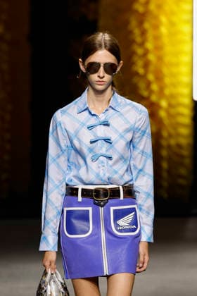 Runway at the Onitsuka Tiger fashion show during Milan Fashion Week Women s Spring Summer 2027 on September 23, 2026, in Milan, Italy Bestimage Milano Italy  Copyright: xAgencex xBestimagexAgencex xBestimagex