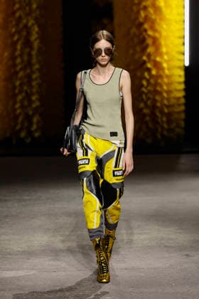 Runway at the Onitsuka Tiger fashion show during Milan Fashion Week Women s Spring Summer 2027 on September 23, 2026, in Milan, Italy Bestimage Milano Italy  Copyright: xAgencex xBestimagexAgencex xBestimagex