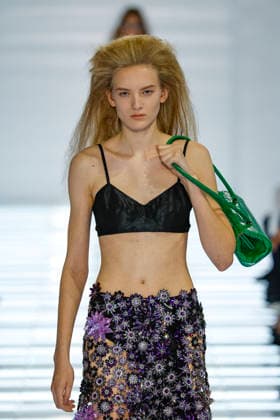 Runway at the Prada fashion show during Milan Fashion Week Women s Spring Summer 2027 on September 22, 2026, in Milan, Italy Bestimage Milan, Italy  Copyright: xAgencex xBestimagexAgencex xBestimagex