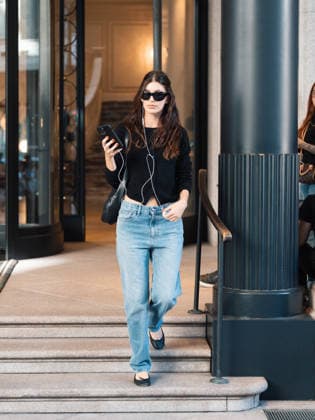 Camila Morrone leaves the Palazzo Parigi luxury hotel in Milan during MLFW Fashion Week on September 24, 2026. Tiziano Da Silva, Bestimage. Camila Morrone leaves the Palazzo Parigi luxury hotel in Milan during MLFW Fashion Week on September 24, 2026. Milan, Italy  Copyright: xTizianoxDaxSilvax xBestimagexTizianoxDaxSilvax xBestimagex