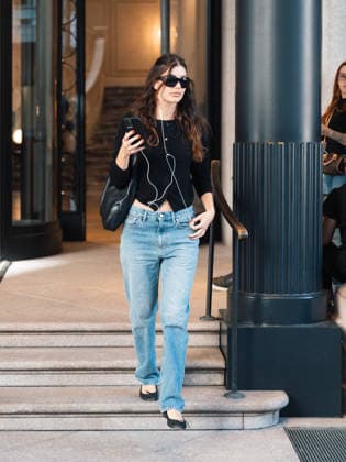 Camila Morrone leaves the Palazzo Parigi luxury hotel in Milan during MLFW Fashion Week on September 24, 2026. Tiziano Da Silva, Bestimage. Camila Morrone leaves the Palazzo Parigi luxury hotel in Milan during MLFW Fashion Week on September 24, 2026. Milan, Italy  Copyright: xTizianoxDaxSilvax xBestimagexTizianoxDaxSilvax xBestimagex