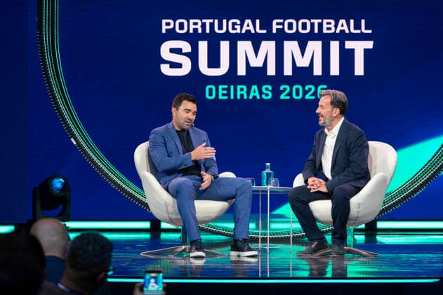 September 22, 2026, Lisbon, Lisbon, Portugal: DECO (FC Barcelona) and journalist RUI MIGUEL TOVAR during a one-on-one session at the Portugal Football Summit at the Cidade do Futebol in Oeiras. Lisbon Portugal - ZUMAr238 20260922_zip_r238_055 Copyright: xRicardoxRochax