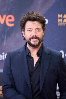 74th San Sebastian International Film Festival: 7h40 ce matin-lÃ Milo Red Carpet Alvaro Morte attended 7h40 ce matin-lÃ Milo Red Carpet during 74th San Sebastian International Film Festival at Kursaal Theatre on September 24, 2026 in Donostia San Sebastian, Spain Photo by IMAGO MPG Donostia San Sebastian Kursaal Theatre Euskadi Spain  Copyright: xMPGx