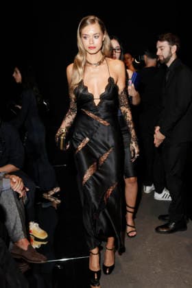 MFW Spring Summer 2027 Laila Hasanovic at Roberto Cavalli MP MILAN, ITALY - SEPTEMBER 24: Laila Hasanovic attends Roberto Cavalli fashion show catwalk during the Milan Fashion Week - Womenswear Spring Summer 2027 on September 24, 2026 in Milan, Italy. Photo by Marco Piovanotto Abacapress.com Milan Italy  Copyright: xPiovanottoxMarco ABACAx
