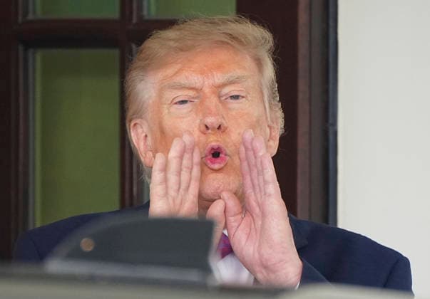 President Donald Trump shouts to reporters after saying goodbye to Chinese President Xi Jinping after a meeting at the White House in Washington DC on Thursday, September 24, 2026. Xi is on a three-day state visit to the U.S. and will hold talks with U.S. officials on tariffs, AI, and other issues.  WAP20260924736 BONNIExCASH