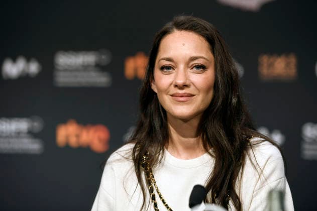 Marion Cotillard at the press conference for the film *7h40 ce matin lÃ Milo* at the 74th San Sebastián International Film Festival (Festival Internacional de Cine de San Sebastián) at the Kursaal in San Sebastián, September 24, 2026 Foto:xC.xNiehausx xFuturexImagex matin_6915