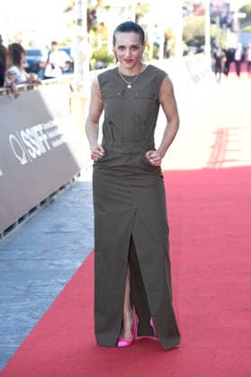 Jehnny Beth at the premiere of the film *The French Teacher* (*A Professora de Francês*) at the 74th San Sebastián International Film Festival (Festival Internacional de Cine de San Sebastián), San Sebastián, September 24, 2026 Foto:xC.xNiehausx xFuturexImagex teacher_6906
