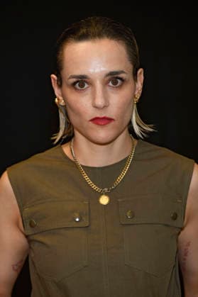 Jehnny Beth at the premiere of the feature film *The French Teacher* at the 74th San Sebastián International Film Festival (Festival Internacional de Cine de San Sebastián) at the Kursaal 2 in San Sebastián, September 24, 2026 Foto:xC.xNiehausx xFuturexImagex teacher_6911