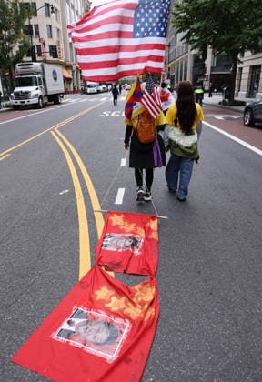 September 24, 2026, Washington, District Of Columbia, USA: Demonstrators from the Free Tibet movement protest against Chinese President Xi Jinping s state visit in Washington, DC, as they march toward the US Capitol on September 24, 2026. President Xi is on a State visit to the United States from September 23 to 25. Washington USA  - ZUMAs337 20260924_znp_s337_009 Copyright: xGentxShkullakux