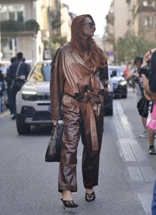 IPA88927172 - Milan, Milan Women s Fashion Week: Spring Summer 2026 2027 - Women s Fashion, Spring Summer 2026–2027 - Alberta Ferretti fashion show - Pictured: Guest  Copyright: xLucaxPontix xLucaPonti IpaAgencyx IPA88927172