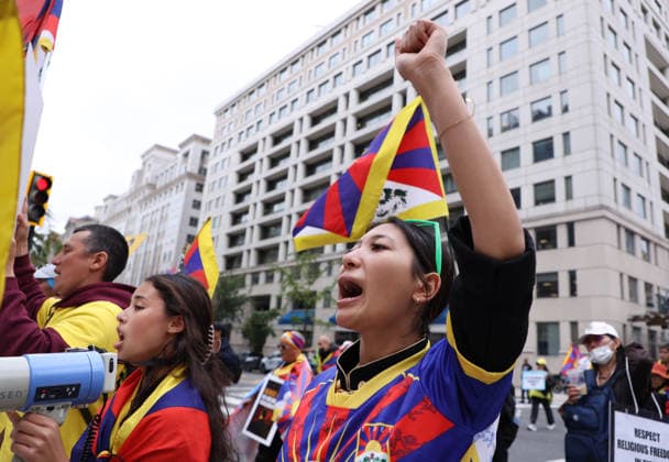 September 24, 2026, Washington, District Of Columbia, USA: Demonstrators from the Free Tibet movement protest against Chinese President Xi Jinping s state visit in Washington, DC, as they march toward the US Capitol on September 24, 2026. President Xi is on a State visit to the United States from September 23 to 25. Washington USA - ZUMAs337 20260924_znp_s337_004 Copyright: xGentxShkullakux