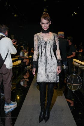 IPA88927388 - Milan, Milan Women™s Fashion Week Spring Summer 2027 - Women™s Fashion, Spring Summer 2027 - Cavalli fashion show - front row Pictured: guest  Copyright: xRiccardoxGIordanox xRiccardoxGiordano IPAx IPA88927388