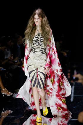 MFW Spring Summer 2027 Roberto Cavalli Runway MP MILAN, ITALY - SEPTEMBER 24: a model walks the catwalk of Roberto Cavalli fashion show catwalk during the Milan Fashion Week - Womenswear Spring Summer 2027 on September 24, 2026 in Milan, Italy. Photo by Marco Piovanotto Abacapress.com Milan Italy  Copyright: xPiovanottoxMarco ABACAx