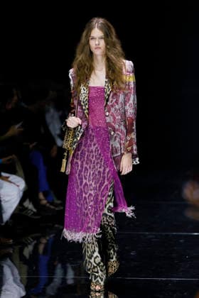 MFW Spring Summer 2027 Roberto Cavalli Runway MP MILAN, ITALY - SEPTEMBER 24: a model walks the catwalk of Roberto Cavalli fashion show catwalk during the Milan Fashion Week - Womenswear Spring Summer 2027 on September 24, 2026 in Milan, Italy. Photo by Marco Piovanotto Abacapress.com Milan Italy  Copyright: xPiovanottoxMarco ABACAx