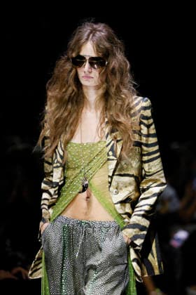 MFW Spring Summer 2027 Roberto Cavalli Runway MP MILAN, ITALY - SEPTEMBER 24: a model walks the catwalk of Roberto Cavalli fashion show catwalk during the Milan Fashion Week - Womenswear Spring Summer 2027 on September 24, 2026 in Milan, Italy. Photo by Marco Piovanotto Abacapress.com Milan Italy  Copyright: xPiovanottoxMarco ABACAx