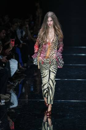 IPA88928618 - Milan, Milan Women™s Fashion Week Spring Summer 2027 - Women™s Fashion, Spring Summer 2027 - Cavalli fashion show - runway In the photo: Model  Copyright: xRiccardoxGIordanox xRiccardoxGiordano IPAx IPA88928618
