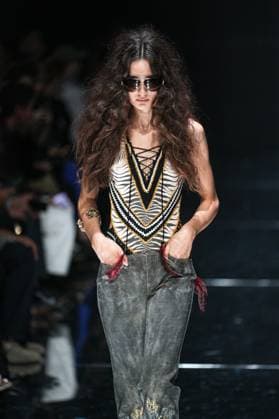 IPA88928662 - Milan, Milan Women™s Fashion Week Spring Summer 2027 - Women™s Fashion, Spring Summer 2027 - Cavalli fashion show - runway Pictured: Model  Copyright: xRiccardoxGIordanox xRiccardoxGiordano IPAx IPA88928662