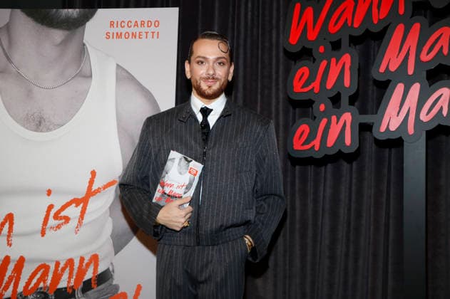 Riccardo Simonetti at the book launch for *When Is a Man a Man* by Riccardo Simonetti at The Ritz-Carlton Hotel Berlin, September 24, 2026 Foto:xA.xBuggex xFuturexImagex simonetti_6921