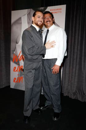 Riccardo Simonetti with his husband Steven at the book launch for *When Is a Man a Man* by Riccardo Simonetti at The Ritz-Carlton Hotel Berlin, September 24, 2026 Foto:xA.xBuggex xFuturexImagex simonetti_6923