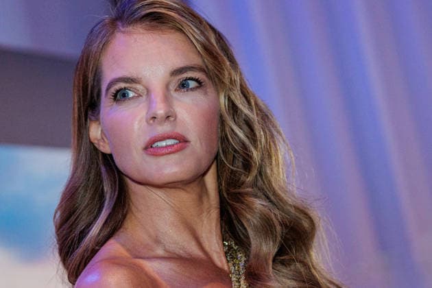 September 24, 2026, Düsseldorf: Yvonne Catterfeld on the Blue Carpet at the launch of the new Guerlain L™Heure Bleue Eau de Parfum at the Lofthouse in Düsseldorf, Lofthouse, Reisholzer Werftstraße, North Rhine-Westphalia, Germany