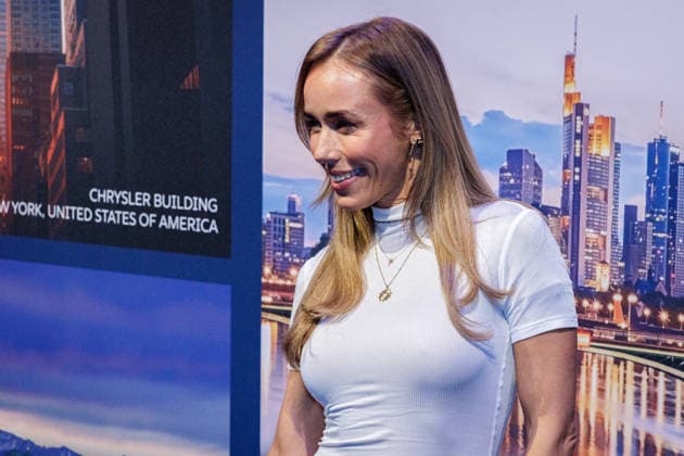 September 24, 2026, Düsseldorf: Annemarie Carpendale on the Blue Carpet at the launch of the new Guerlain L™Heure Bleue Eau de Parfum at the Lofthouse in Düsseldorf. Lofthouse, Reisholzer Werftstraße, North Rhine-Westphalia, Germany