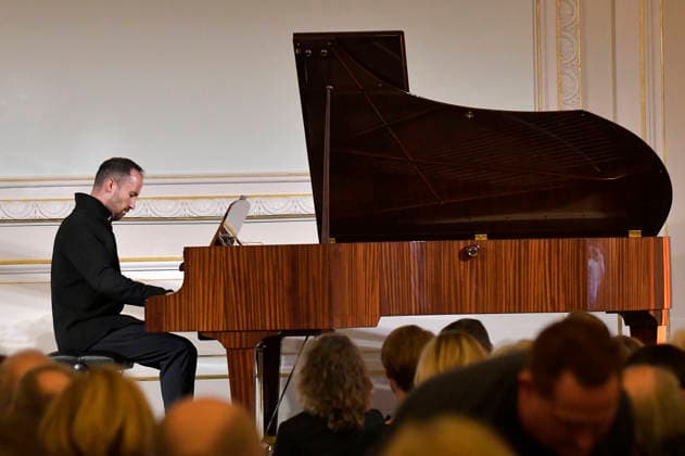 Igor Levit at the ceremony honoring Iris Berben with the 2026 German Cultural Policy Prize at the Berlin State Library, Berlin, September 24, 2026 Foto:xM.xBehrensx xFuturexImagex berben_6913