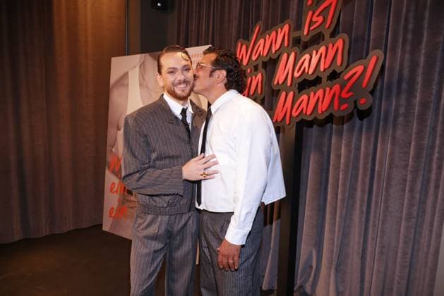 Riccardo Simonetti Book Launch: Riccardo Simonetti and husband Steven Riccardo Simonetti presents his fifth book, When Is a Man a Man? , at The Ritz-Carlton, Berlin, on September 24, 2026 Copyright: xEventpress Kratschx
