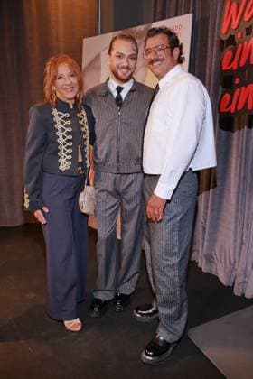 Riccardo Simonetti Book Launch: Anna Simonetti, Riccardo Simonetti, and husband Steven Riccardo Simonetti presents his fifth book, When Is a Man a Man? , at The Ritz-Carlton, Berlin, on September 24, 2026 Copyright: xEventpress Kratschx