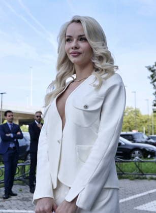 IPA88932996 - Milan, Milan Women’s Fashion Week: Spring Summer 2026 2027 - Women’s Fashion, Spring Summer 2026–2027 - Genny fashion show - Pictured: Guest  Copyright: xLucaxPontix xLucaPonti IpaAgencyx IPA88932996