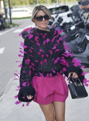IPA88932860 - Milan, Milan Women s Fashion Week: Spring Summer 2026 2027 - Women s Fashion, Spring Summer 2026–2027, Genny Fashion Show - Pictured: Guest  Copyright: xLucaxPontix xLucaPonti IpaAgencyx IPA88932860