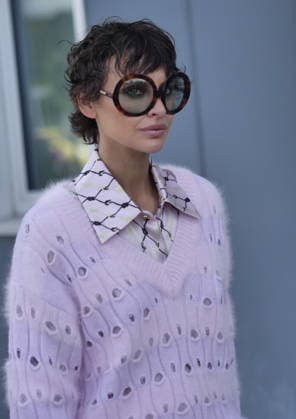 IPA88933143 - Milan, Milan Women s Fashion Week: Spring Summer 2026 2027 - Women s Fashion, Spring Summer 2026–2027 - Genny fashion show - Pictured: Guest  Copyright: xLucaxPontix xLucaPonti IpaAgencyx IPA88933143
