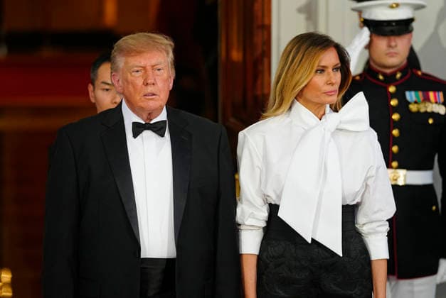 President Donald Trump and First Lady Melania Trump wait for the arrival of Chinese President Xi Jinping and his wife Peng Liyuan before a state dinner at the White House in Washington DC on Thursday, September 24, 2026. Xi is on a three-day state visit to the U.S. and will hold talks with U.S. officials on tariffs, AI, and other issues.  WAP20260924701 BONNIExCASH