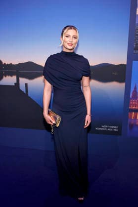 Actress Luna Schweiger at the launch of Guerlain s new fragrance, L Heure Bleue, at the Lofthouse in Düsseldorf, September 24, 2026, North Rhine-Westphalia, Germany Copyright: xChristophxHardtx
