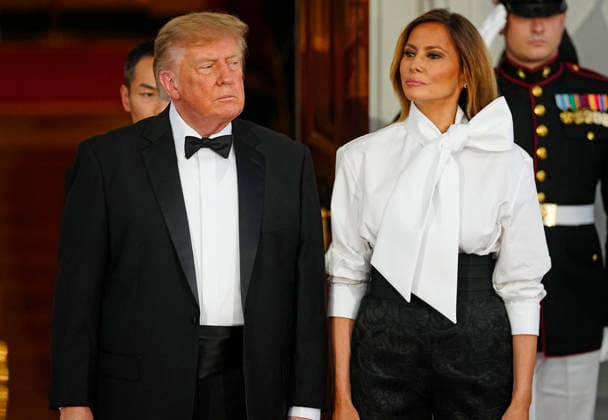 President Donald Trump and First Lady Melania Trump wait for the arrival of Chinese President Xi Jinping and his wife Peng Liyuan before a state dinner at the White House in Washington DC on Thursday, September 24, 2026. Xi is on a three-day state visit to the U.S. and will hold talks with U.S. officials on tariffs, AI, and other issues.  WAP20260924702 BONNIExCASH