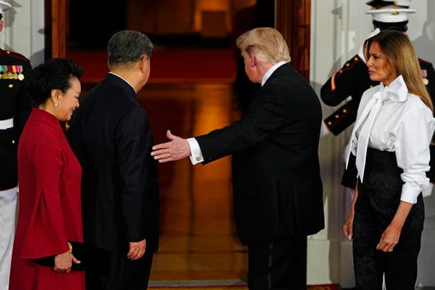 President Donald Trump and First Lady Melania Trump welcome Chinese President Xi Jinping and his wife Peng Liyuan before a state dinner at the White House in Washington DC on Thursday, September 24, 2026. Xi is on a three-day state visit to the U.S. and will hold talks with U.S. officials on tariffs, AI, and other issues.  WAP20260924601 BONNIExCASH