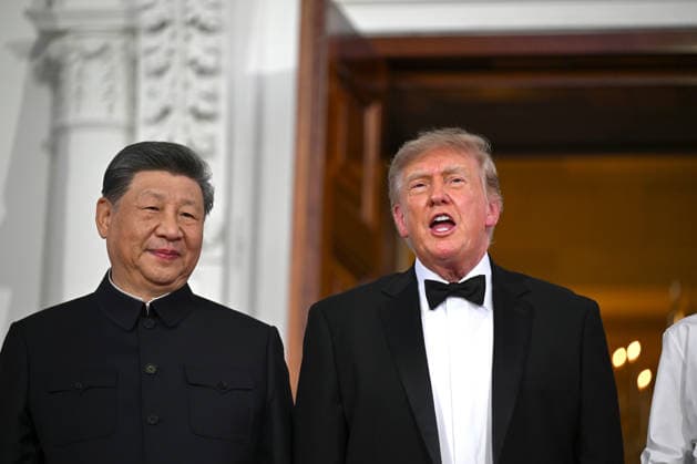 Chinese President Xi Jinping stands with President Donald Trump before a state dinner at the White House in Washington DC on Thursday, September 24, 2026.  WAX20260924995 AnnabellexGordon
