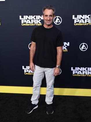 World Premiere Of Trafalgar Releasing s Linkin Park: Unshatter Alec Puro at the World Premiere Of Trafalgar Releasing s Linkin Park: Unshatter held at the AMC The Grove 14 on September 24, 2026 in Beverly Grove, Los Angeles, California, United States. Los Angeles California United States Copyright: xXavierxCollin ImagexPressxAgencyx
