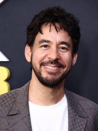World Premiere Of Trafalgar Releasing s Linkin Park: Unshatter Mike Shinoda at the World Premiere Of Trafalgar Releasing s Linkin Park: Unshatter held at the AMC The Grove 14 on September 24, 2026 in Beverly Grove, Los Angeles, California, United States. Los Angeles California United States Copyright: xXavierxCollin ImagexPressxAgencyx
