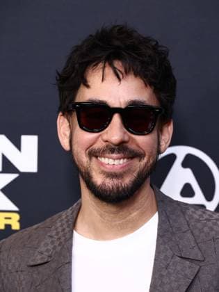 World Premiere Of Trafalgar Releasing s Linkin Park: Unshatter Mike Shinoda at the World Premiere Of Trafalgar Releasing s Linkin Park: Unshatter held at the AMC The Grove 14 on September 24, 2026 in Beverly Grove, Los Angeles, California, United States. Los Angeles California United States Copyright: xXavierxCollin ImagexPressxAgencyx