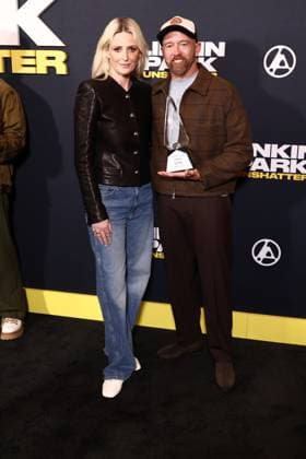 World Premiere Of Trafalgar Releasing s Linkin Park: Unshatter Emily Armstrong and Dave Farrell at the World Premiere Of Trafalgar Releasing s Linkin Park: Unshatter held at the AMC The Grove 14 on September 24, 2026 in Beverly Grove, Los Angeles, California, United States. Los Angeles California United States Copyright: xXavierxCollin ImagexPressxAgencyx