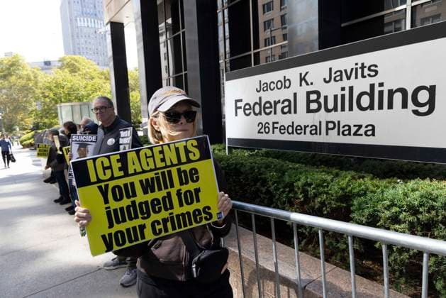 September 24, 2026, New York, New York, USA: A protester holds a sign that reads ICE AGENTS You will be judged for your crimes at Rise and Resist s weekly vigil for those impacted by President Trump s immigrant detention and mass deportation policies, held outside the immigration courts, Department of Homeland Security and ICE offices at 26 Federal Plaza in Lower Manhattan. New York USA  - ZUMAr174 20260924_znp_r174_007 Copyright: xGinaxMxRandazzox