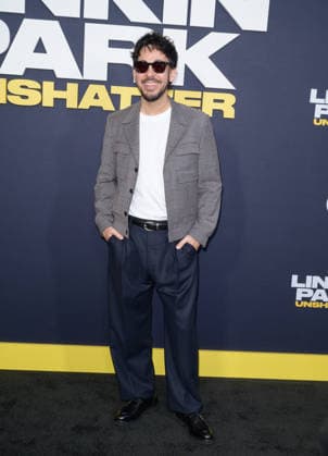 Linkin Park Unshatter Premiere - Los Angeles, USA LOS ANGELES, USA. September 24, 2026: Mark Shinoda at the premiere for Linkin Park: Unshatter at The Grove. Los Angeles CA USA  Copyright: xPaulxSmith Featureflashx